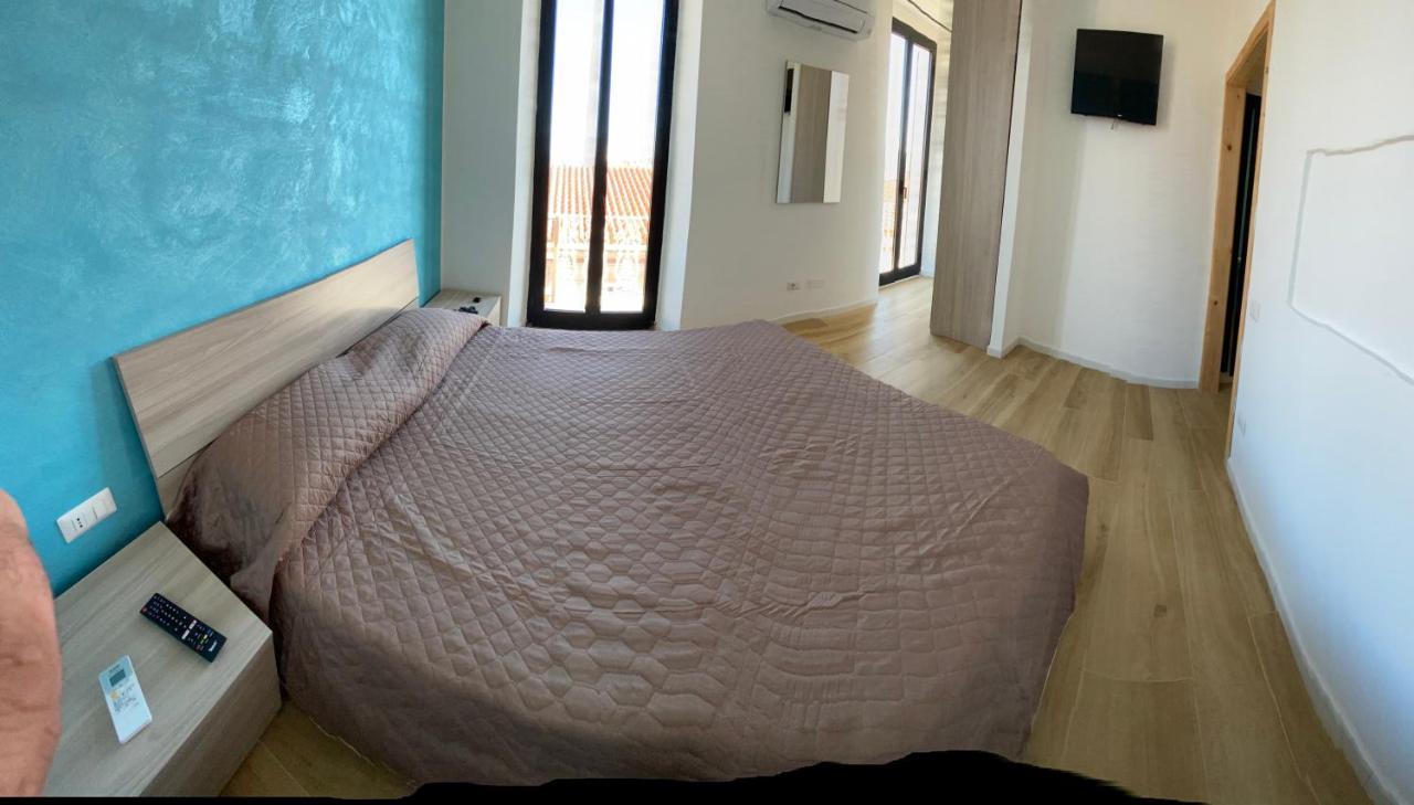 Locanda Dal Genovese La Maddalena  Buitenkant foto